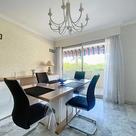 Daire Estivaliere - 6 Couchages - 3 - Parking Golfe-Juan