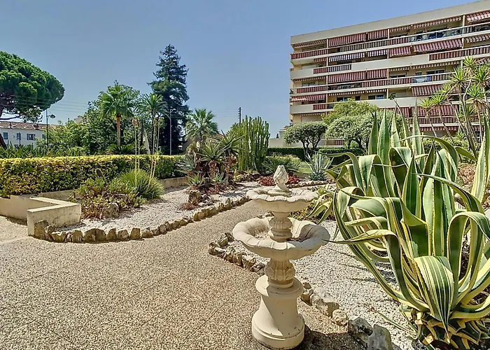 Estivaliere - 6 Couchages - 3 - Parking * Golfe-Juan